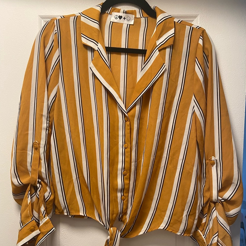 Boutique button up